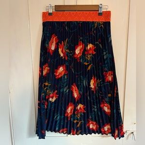 LuLaRoe Pleated Skirt